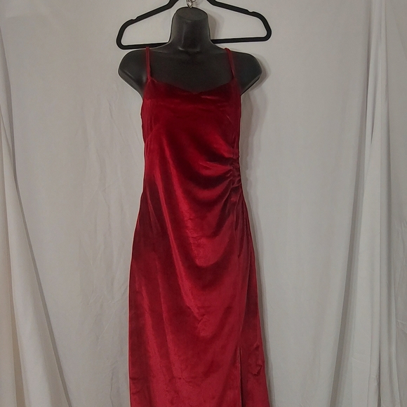 Red Tank Dress with Pockets - Picture 8 of 8
